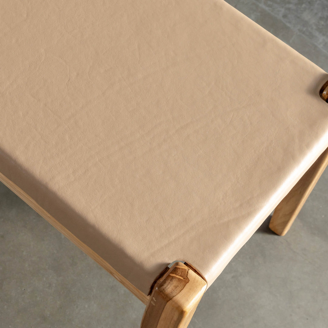 MALAND SOLID LEATHER BENCH  |  LIGHT TAUPE LEATHER HIDE