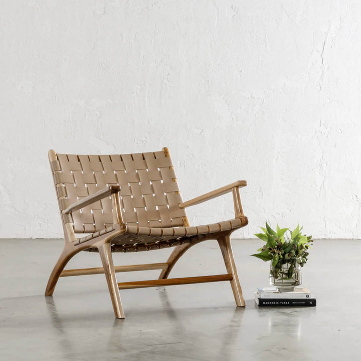 MALAND WOVEN LEATHER ARMCHAIR | LIGHT TAUPE LEATHER HIDE