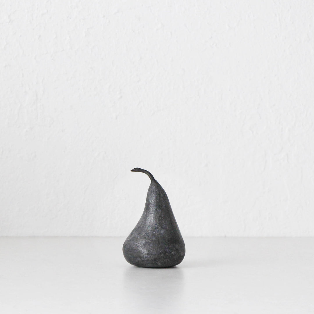MARBLE PEAR  |  GREY MARBLE  |  SMALL