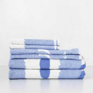 MARIMEKKO  |  UNIKKO BATH TOWEL BUNDLE DOUBLE  |  CREAM + SKY BLUE