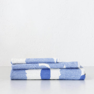 MARIMEKKO  |  UNIKKO BATH TOWEL BUNDLE SINGLE  |  CREAM + SKY BLUE