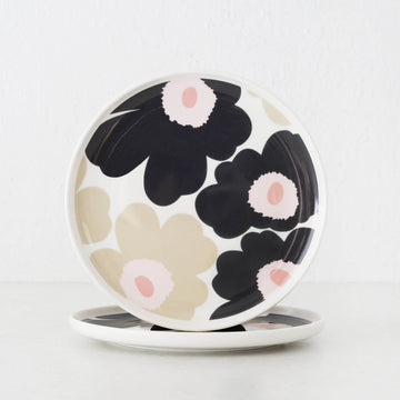 MARIMEKKO  |  UNIKKO OIVA PLATE 20CM BUNDLE X2  |  OFF WHITE + CHARCOAL + SAND + PINK