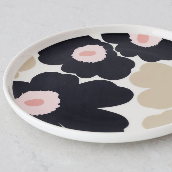 MARIMEKKO  |  UNIKKO OIVA PLATE 20CM BUNDLE X2  |  OFF WHITE + CHARCOAL + SAND + PINK