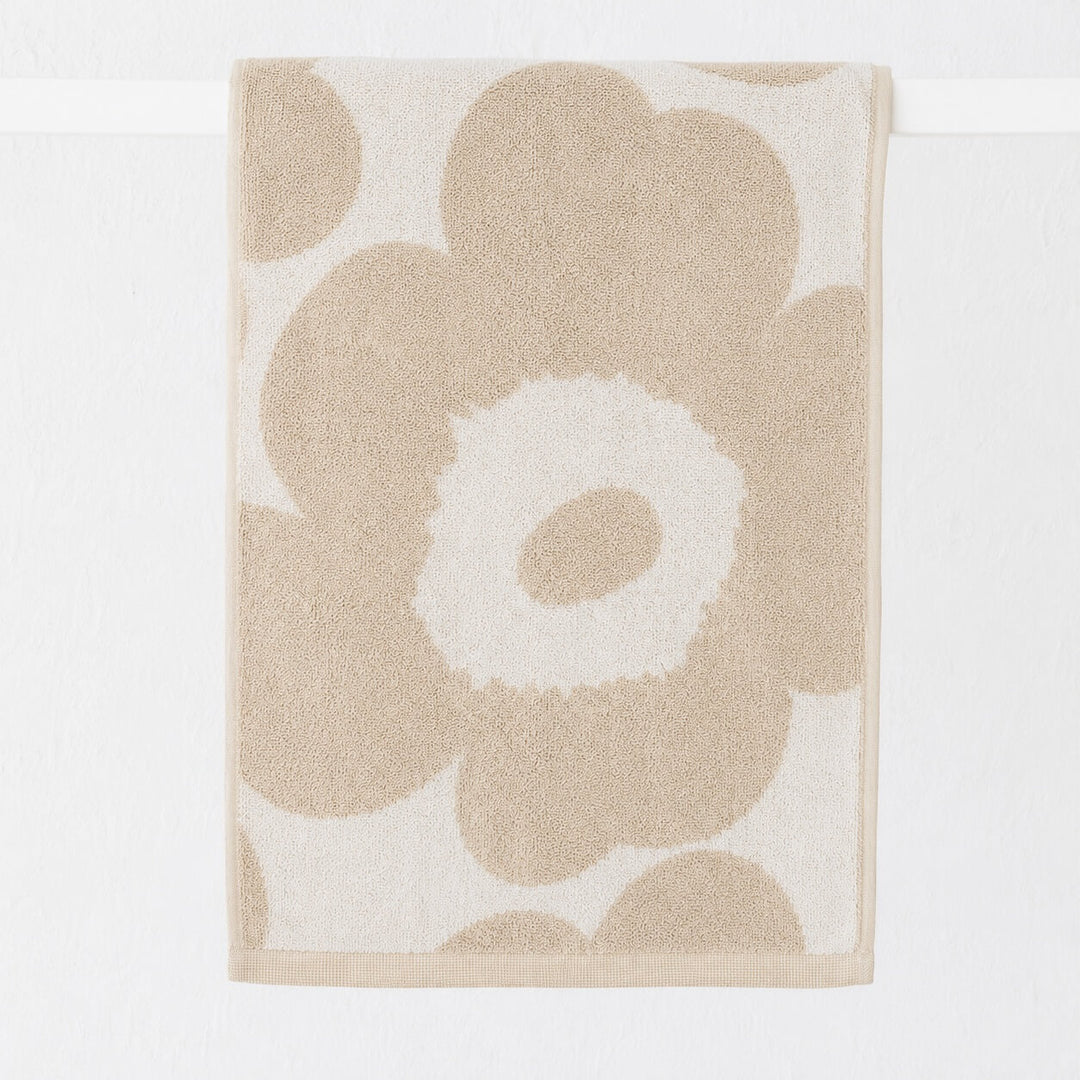 MARIMEKKO UNIKKO BATH TOWELS  |  OFF WHITE + LINEN