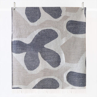 MARIMEKKO  |  KEVATKIURU BLANKET 140 X 180cm  |  DARK BLUE + BEIGE
