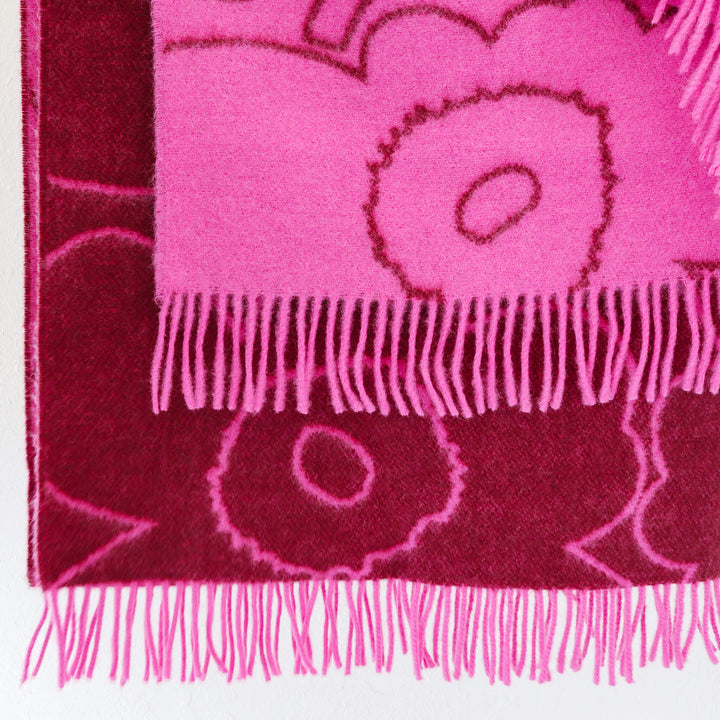 MARIMEKKO  |  RWS PIIRTO UNIKKO WOOL BLANKET  |  130CM X 170CM |  BURGUNDY + FUCHSIA