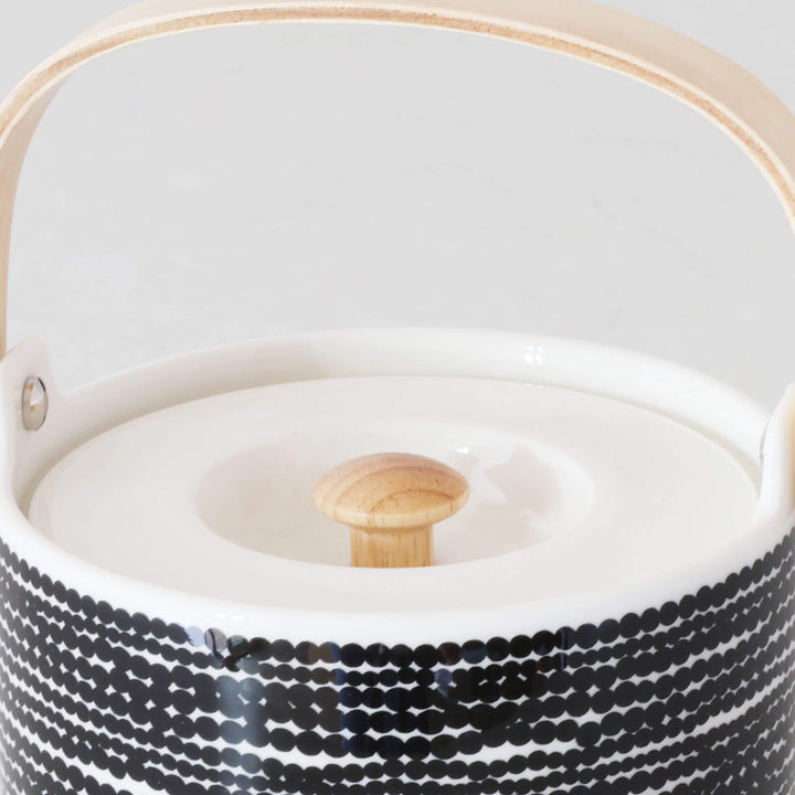 MARIMEKKO  |  SIIRTOLAPUUTARHA TEAPOT 7DL | BLACK + WHITE
