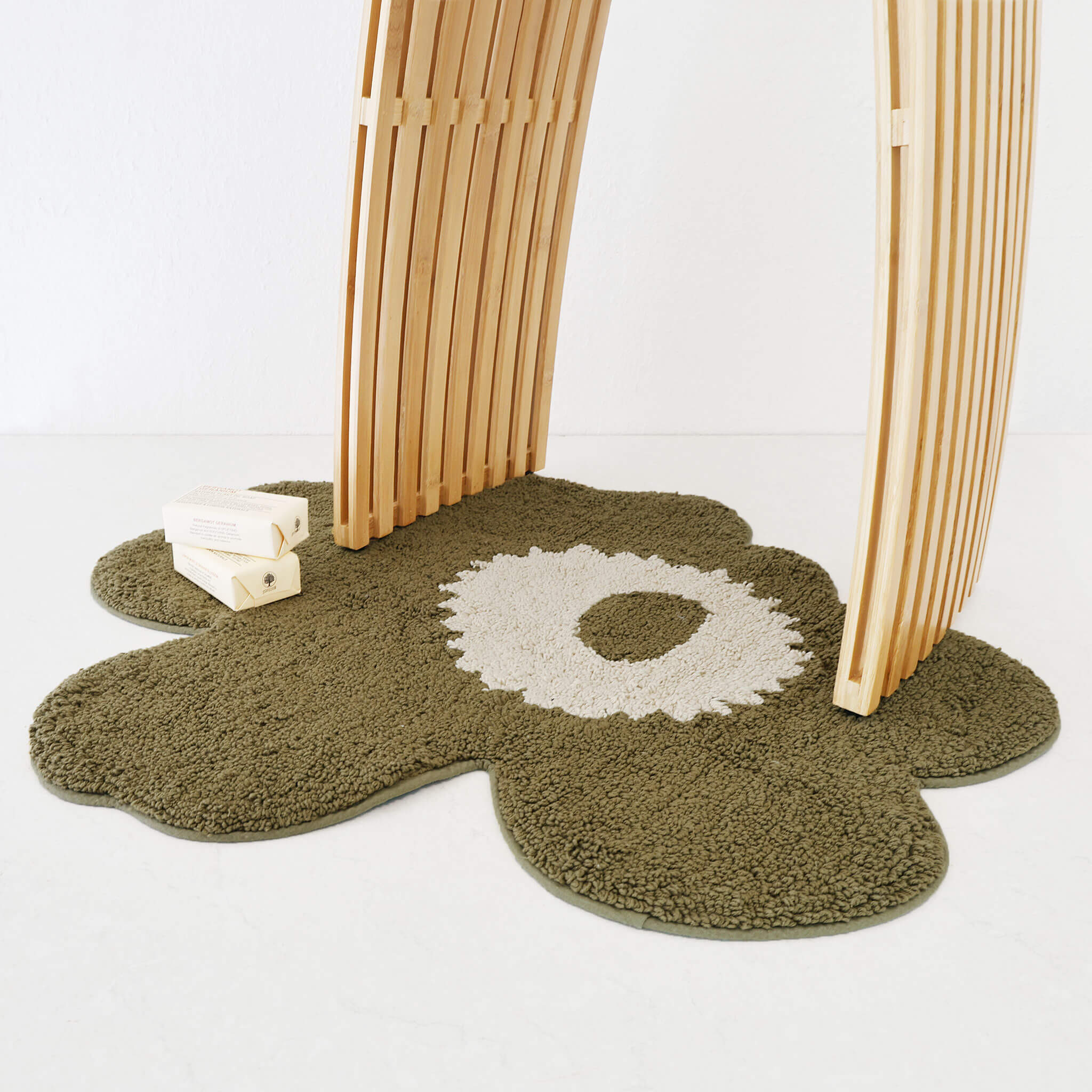 LTD SALE | MARIMEKKO | UNIKKO BATH MAT | 73CM X 74CM | OLIVE +
