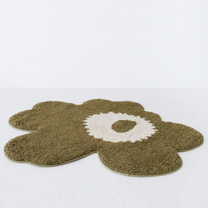 MARIMEKKO  |  UNIKKO BATH  MAT  |  73CM X 74CM  |  GREEN UMBER + CREAM