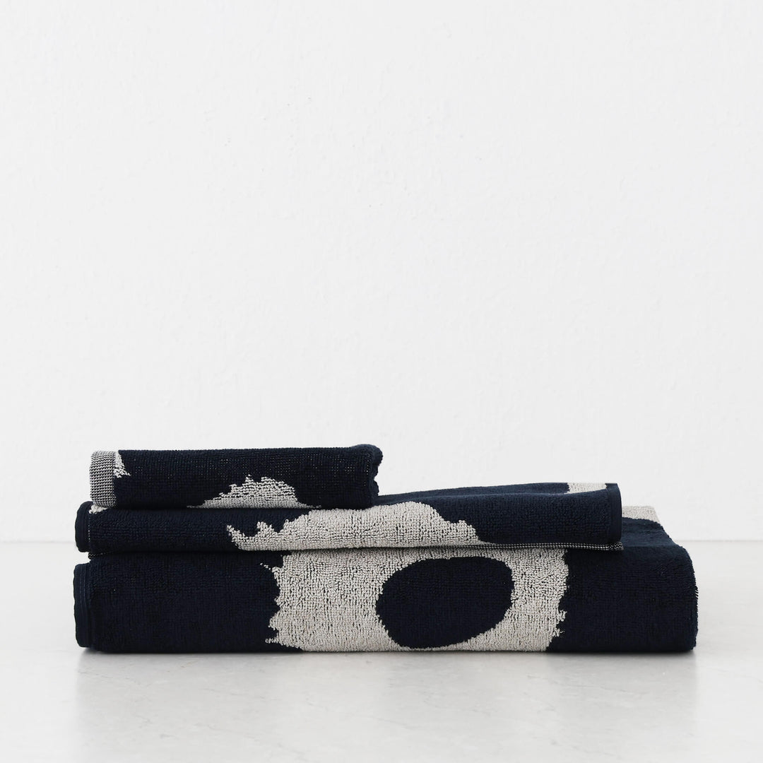 MARIMEKKO UNIKKO KYLPYPYYHE BATH TOWEL SETS | DARK NAVY BLUE + COTTON - SINGLE