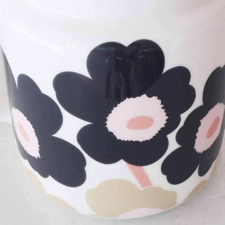 MARIMEKKO  |  UNIKKO OIVA PITCHER JUG 1.5L  |  OFF WHITE + CHARCOAL + SAND + PINK