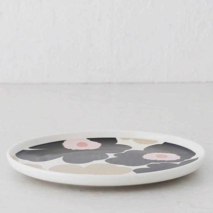 MARIMEKKO  |  UNIKKO OIVA PLATE 20CM BUNDLE X2  |  OFF WHITE + CHARCOAL + SAND + PINK