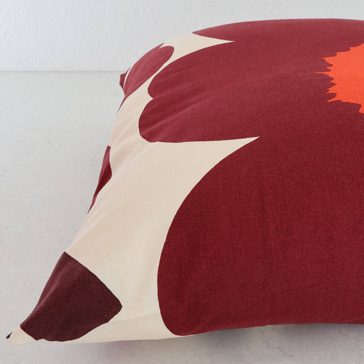 MARIMEKKO  |  PIENI UNIKKO CUSHION  |  50 X 50CM  |  VANILLA + BURGUNDY + RED