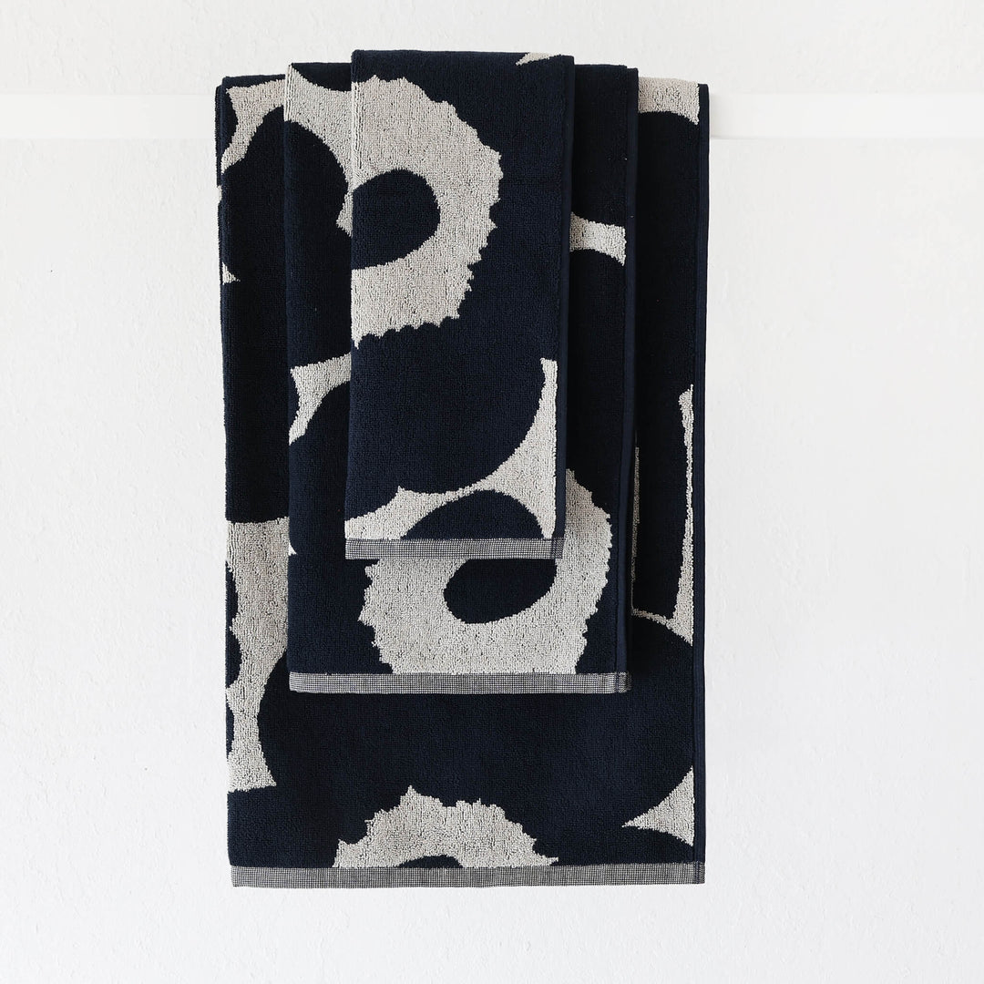 MARIMEKKO UNIKKO KYLPYPYYHE BATH TOWEL BUNDLES | DARK NAVY BLUE + COTTON