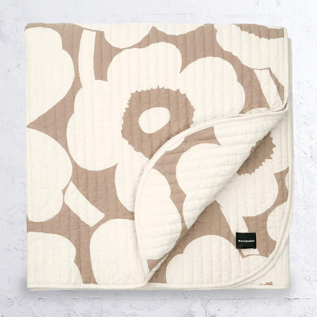 MARIMEKKO  |  UNIKKO PADDED BEDSPREAD LINEN  |  260X260  |  OFF WHITE