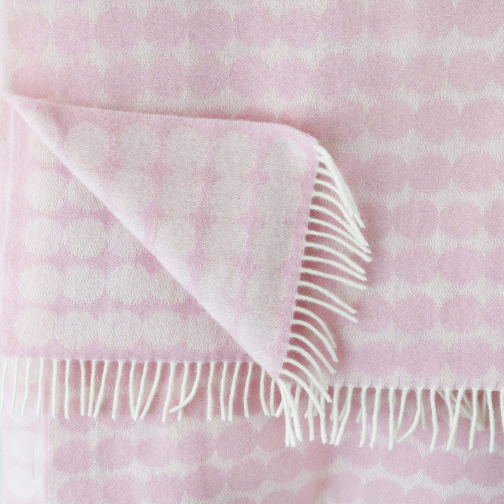 MARIMEKKO  |  RASYMATTO BLANKET  |  130 X 170CM  |  LIGHT PINK + OFF WHITE