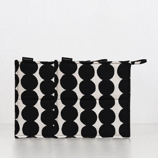 MARIMEKKO  |  RASYMATTO COTTON + LINEN POT HOLDER BUNDLE X2  |  OFF WHITE + BLACK