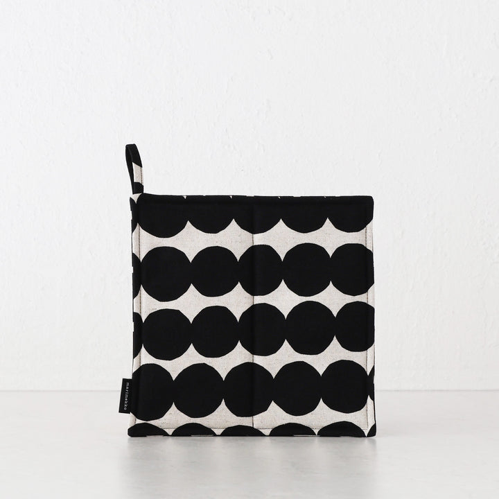 Marimekko  |  Rasymatto Cotton + Linen Pot Holder |  Off White + Black