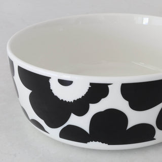 MARIMEKKO  |  UNIKKO OIVA SERVING BOWL 1.5L  |  BLACK + WHITE