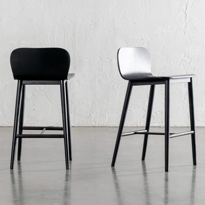 MARKOS BAR CHAIR  |  BLACK GRAIN