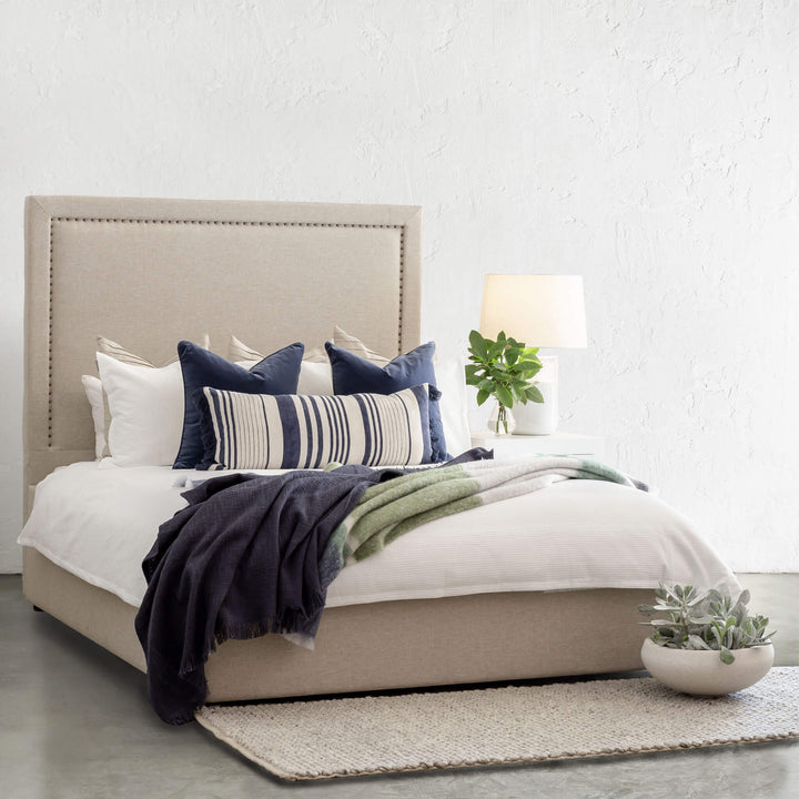 MARLE BED WITH STUDDED SQUARE FRAME  |  NATURAL LINEN