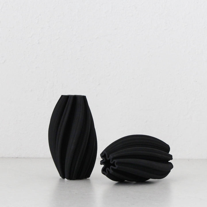 MILA VASE 17CM BUNDLE X2 | MATTE BLACK | INSIDE