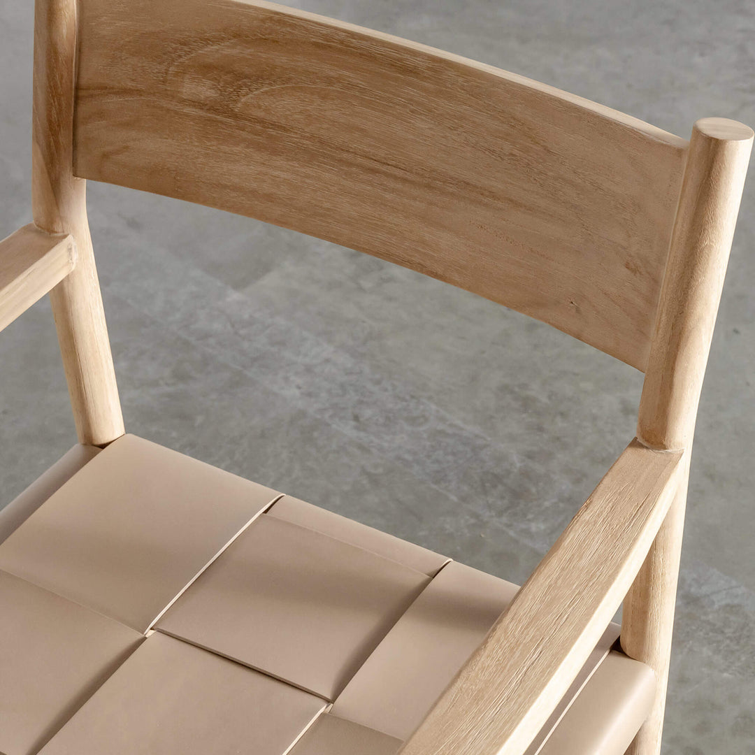 MONTERO WOVEN LEATHER CARVER CHAIR  |  LIGHT TAUPE LEATHER HIDE