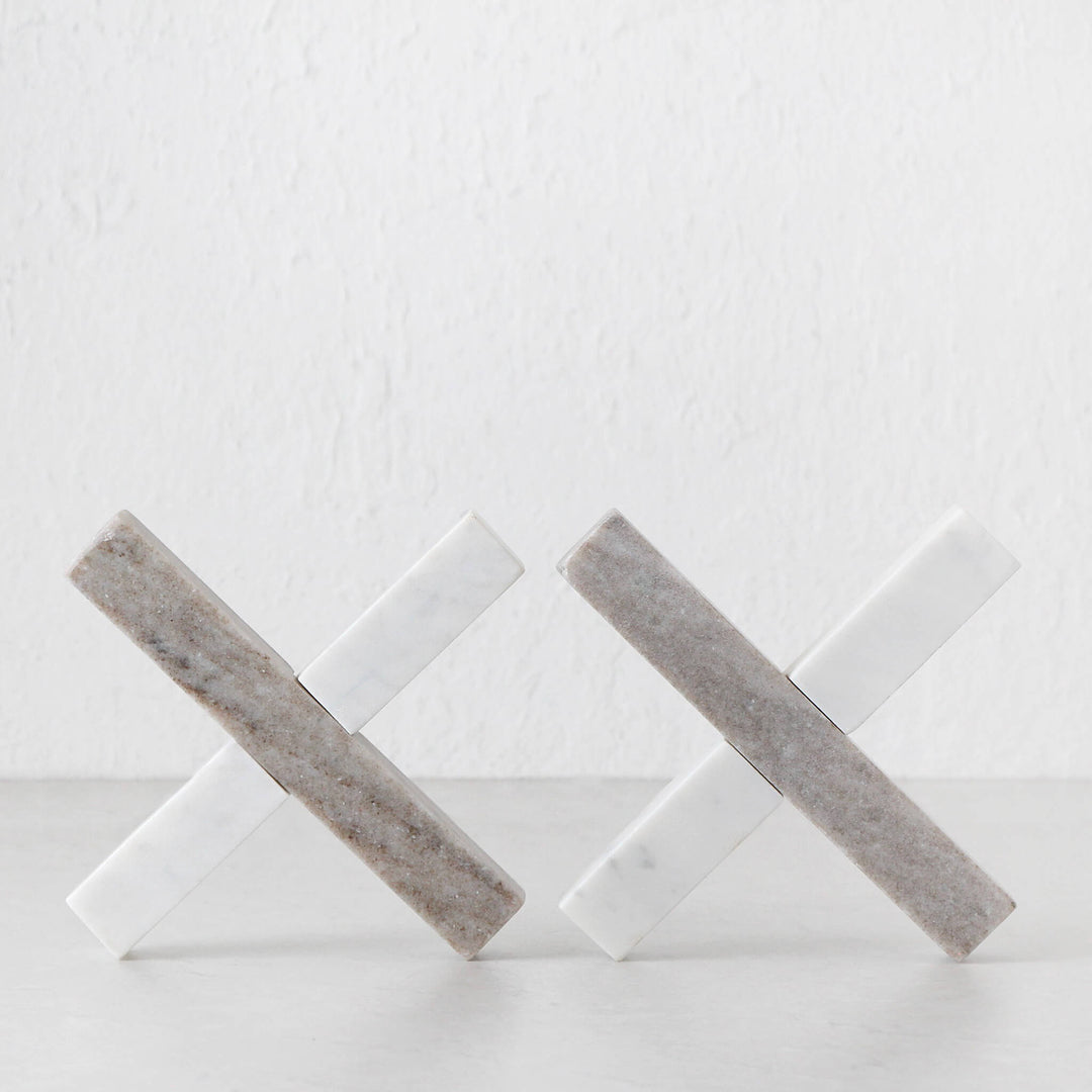 KITSON TRIVET BUNDLE X2  |  WHITE + BEIGE MARBLE