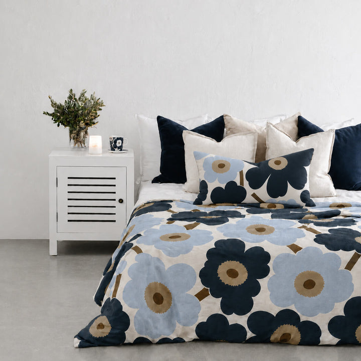 MARIMEKKO BED BUNDLE  |  UNIKKO DUVET QUILT COVER + 2 PILLOWCASES  |  OFF WHITE + BLUEBERRY + COLD BLUE