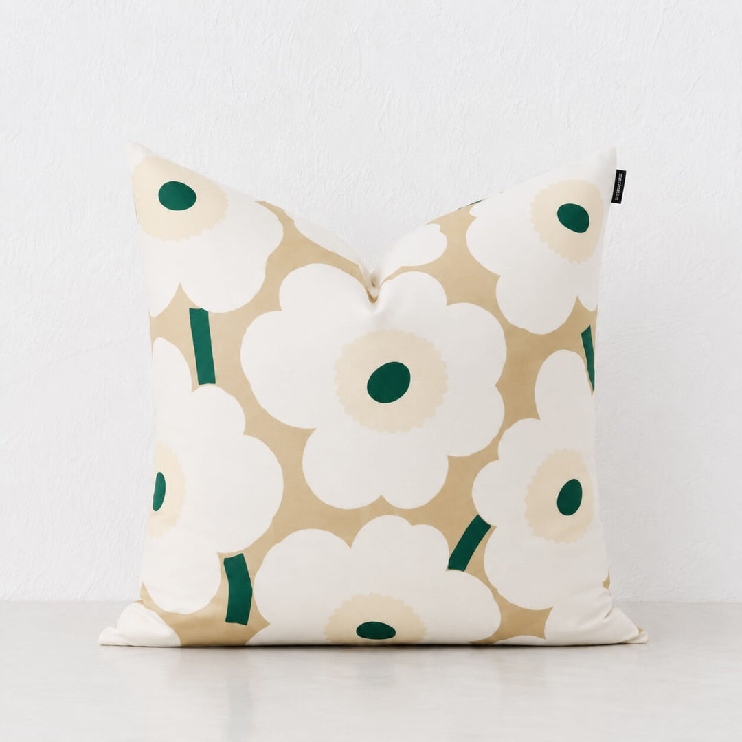 MARIMEKKO  |  PIENI UNIKKO CUSHION  |  50 X 50CM  |  SAND + WHITE + HAY + EMERALD