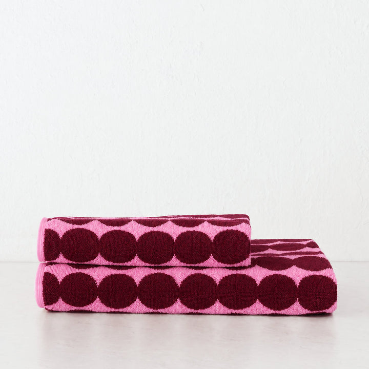 MARIMEKKO RASYMATTO BATH TOWEL SETS  |  WILD ROSE + RED WINE