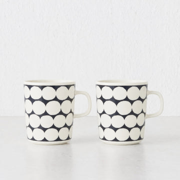 MARIMEKKO  |  SIIRTOLAPUUTARHA COFFEE MUG 2.5DL   |  WHITE + CHARCOAL