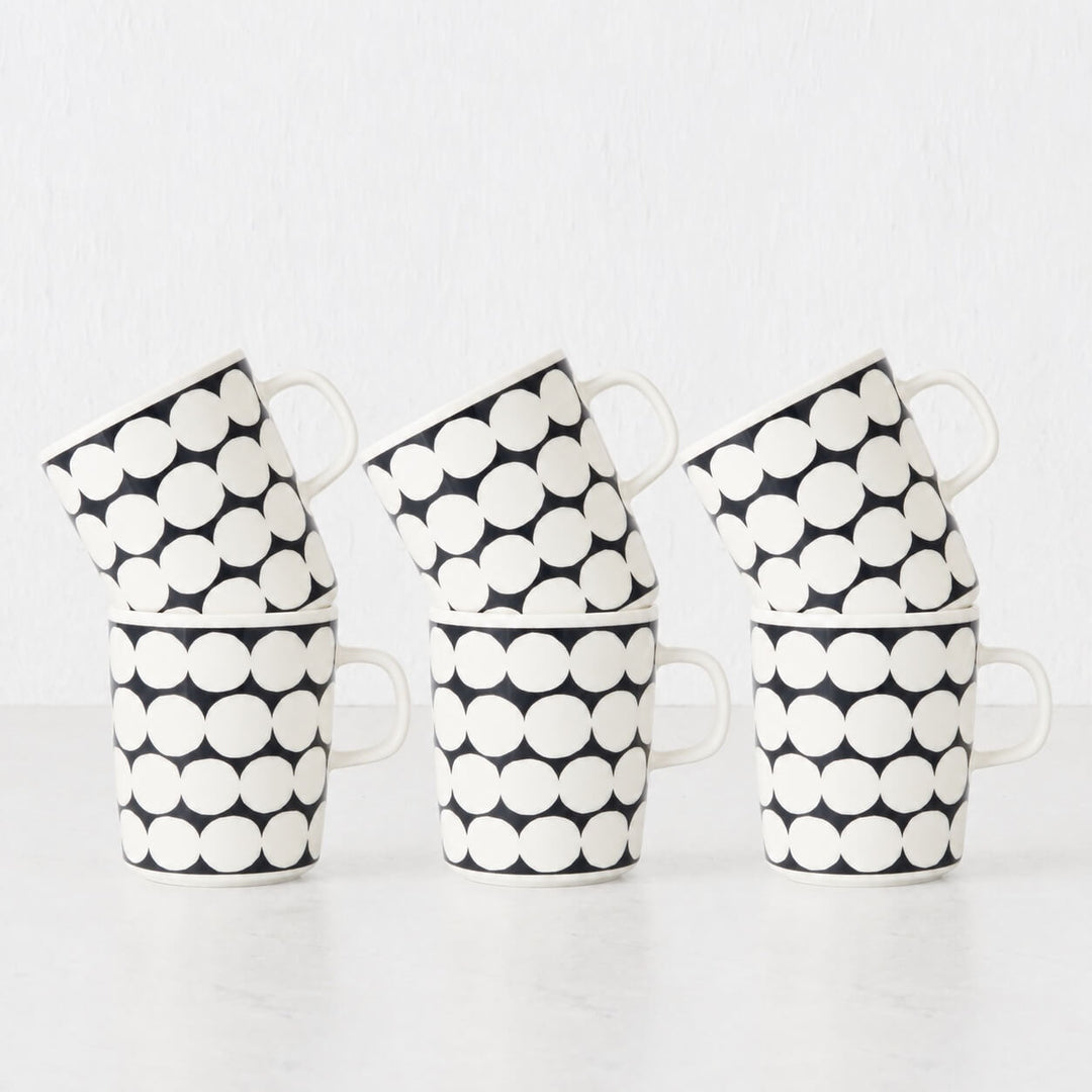 MARIMEKKO  |  SIIRTOLAPUUTARHA COFFEE MUG 2.5DL   |  WHITE + CHARCOAL