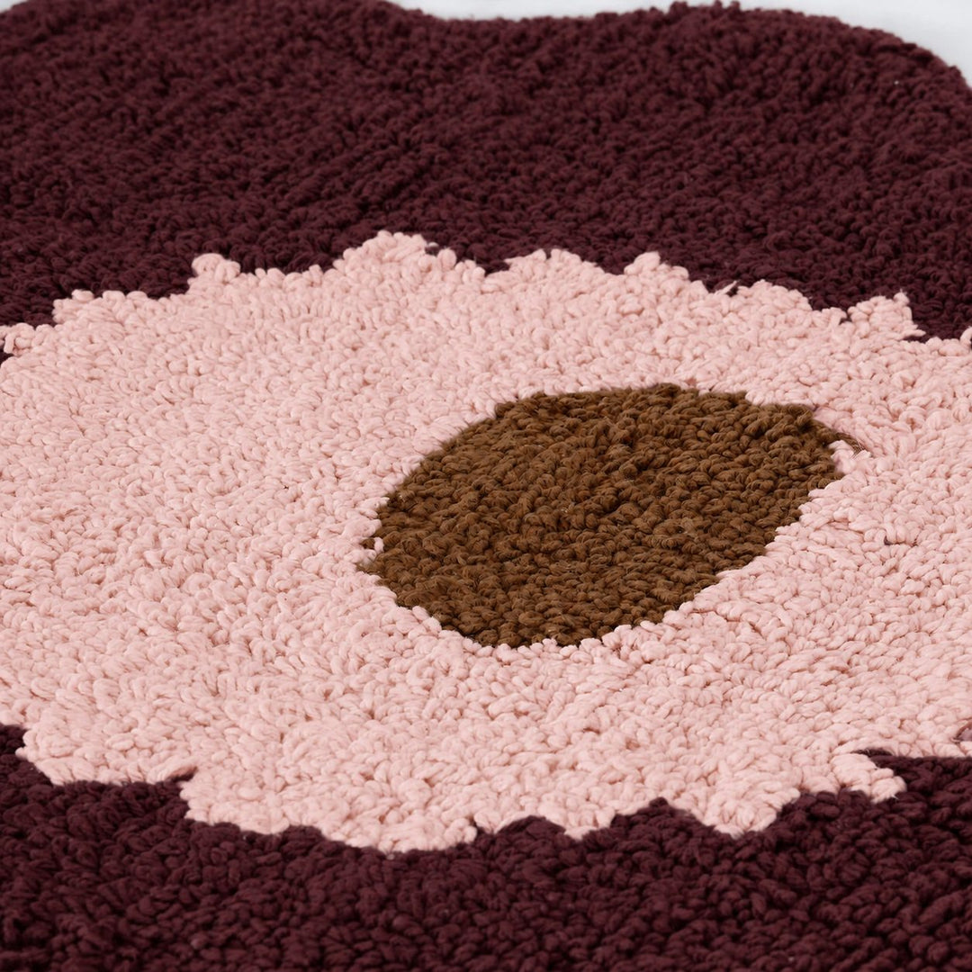 MARIMEKKO  |  UNIKKO BATH  MAT  |  73CM X 74CM  |  PLUM + PINK + TOFFEE