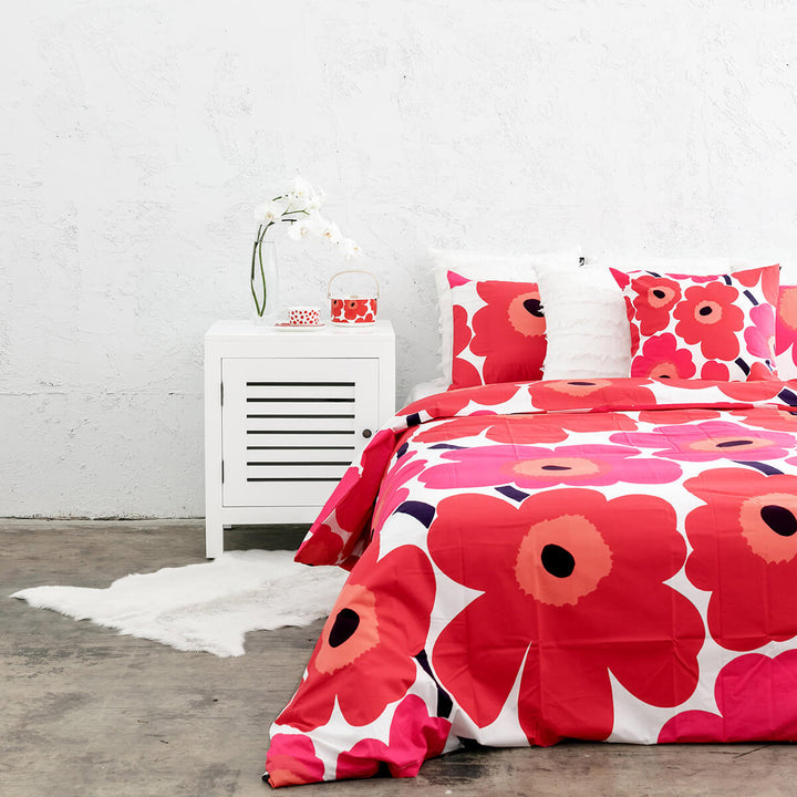 MARIMEKKO BED BUNDLE | UNIKKO DUVET QUILT COVER + 2 PILLOWCASES | RED + PINK