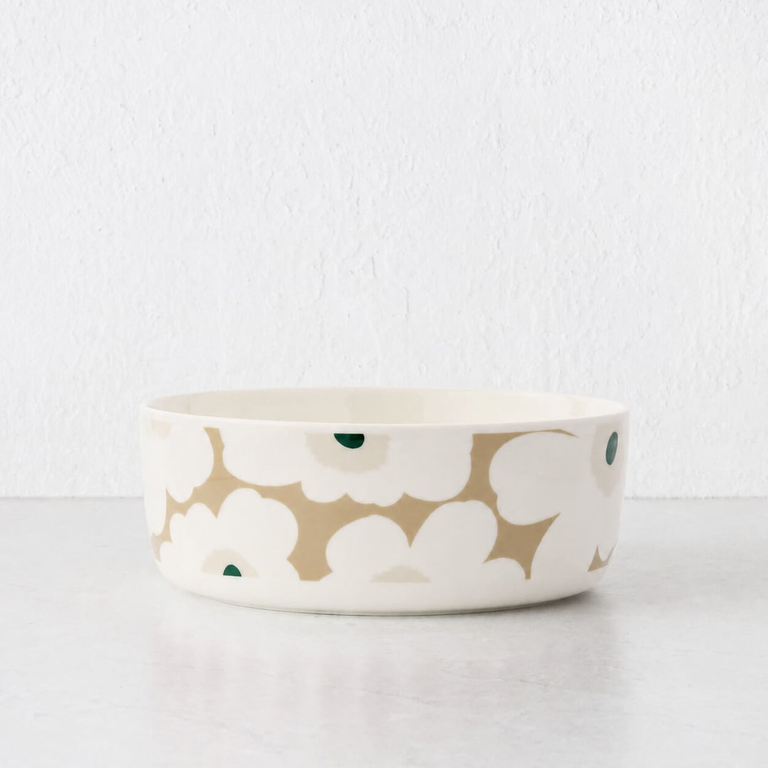 Marimekko  |  OIVA Unikko BOWL 1.5L   |  White + Beige + Sand + Green