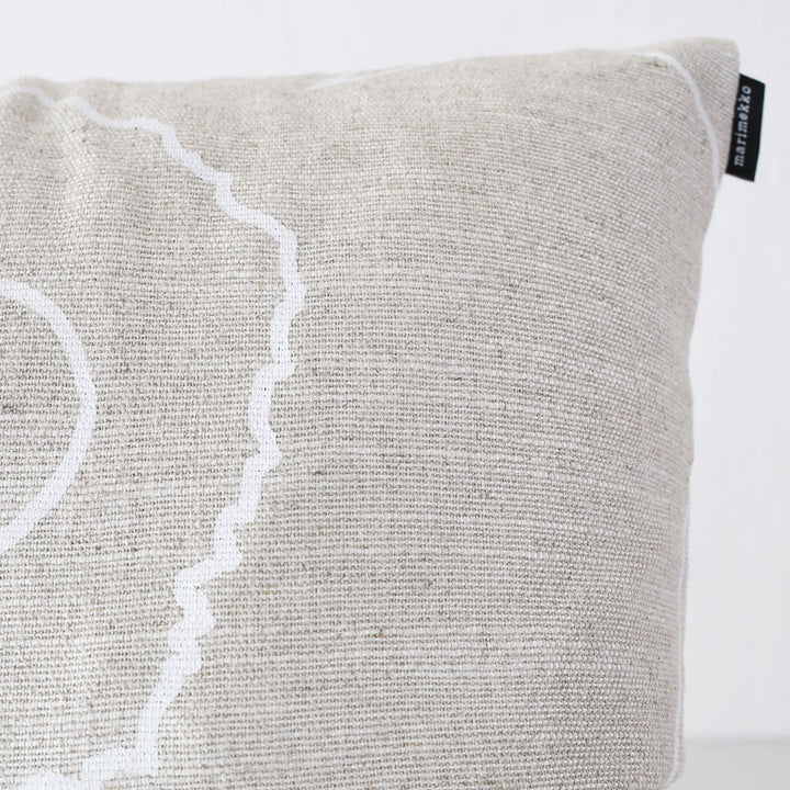 MARIMEKKO  |  PIIRTO UNIKKO CUSHION  |  NATURAL LINEN  |  40 X 60CM