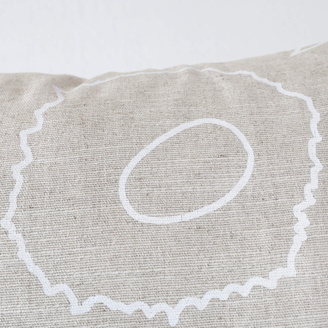 MARIMEKKO  |  PIIRTO UNIKKO CUSHION  |  NATURAL LINEN  |  40 X 60CM
