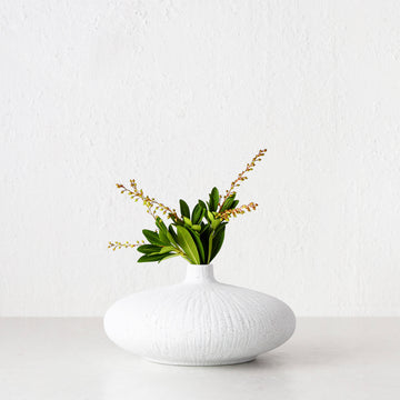 NEVE CERAMIC VASE  |  LARGE  |  NATURAL WHITE CERAMIC