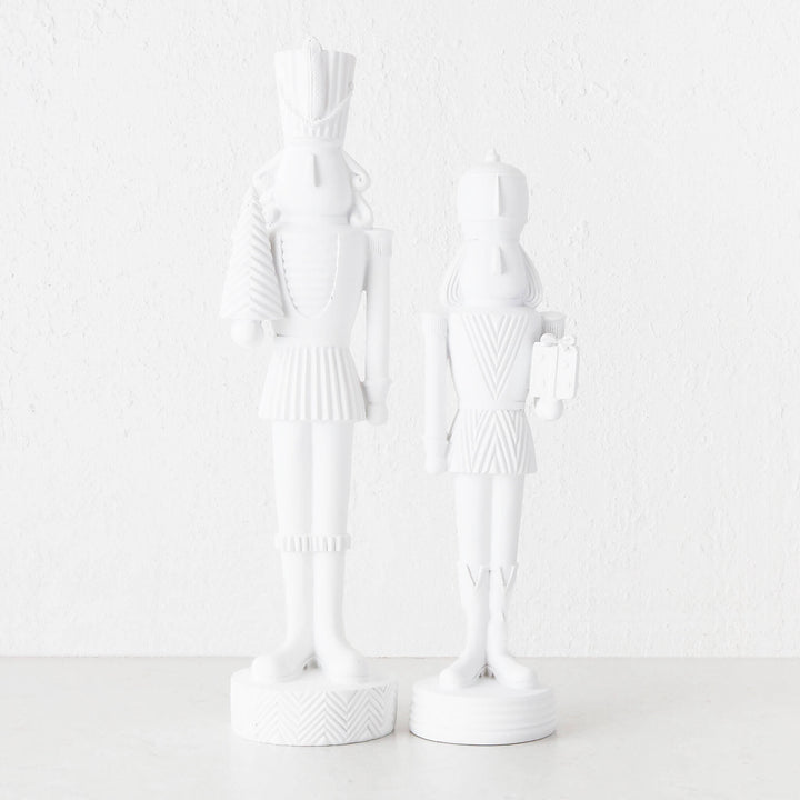 NUTCRACKER WITH TREE + PRESENT TABLE DECORATION BUNDLE X2  |  39 + 46CM  |  WHITE RESIN