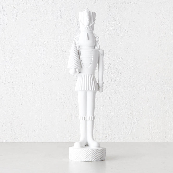 NUTCRACKER WITH TREE TABLE DECORATION  |  46CM  |  WHITE RESIN
