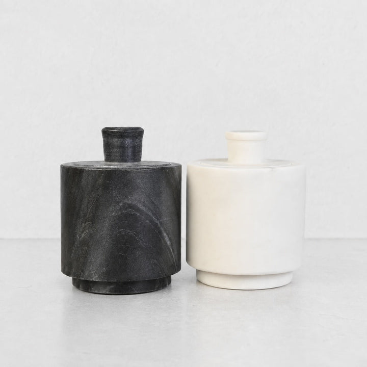 NEO SALT + PEPPER POTS  |  SET OF 2  |  WHITE + GREY MARBLE