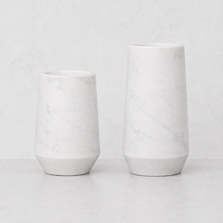 NEO VASE  |  WHITE MARBLE