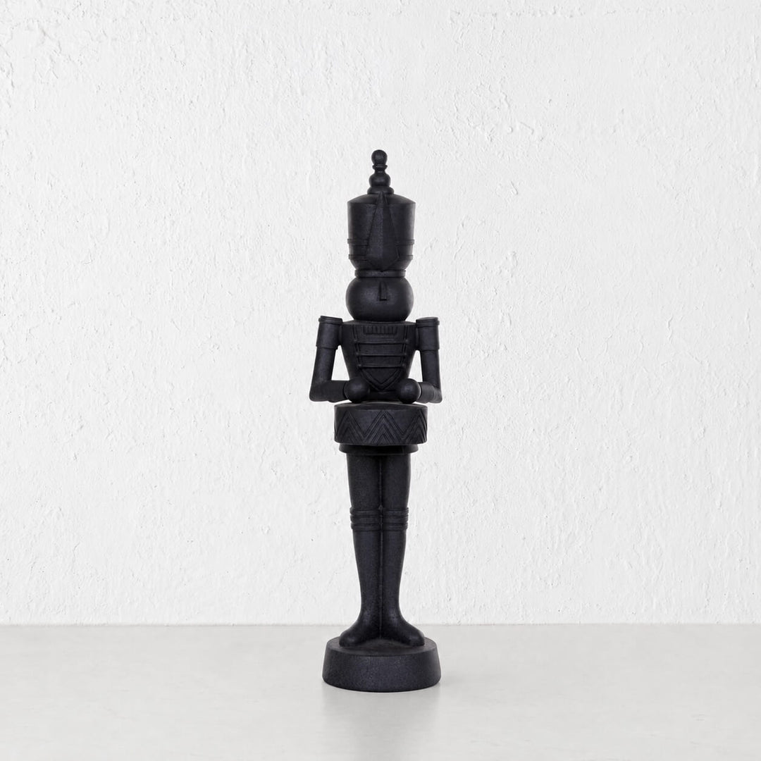 NUTCRACKER WITH DRUM TABLE DECORATION  |  47CM  |  BLACK RESIN