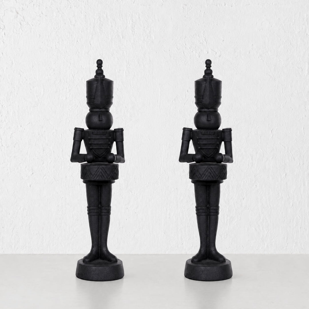 NUTCRACKER WITH DRUM TABLE DECORATION  |  47CM  |  BLACK RESIN