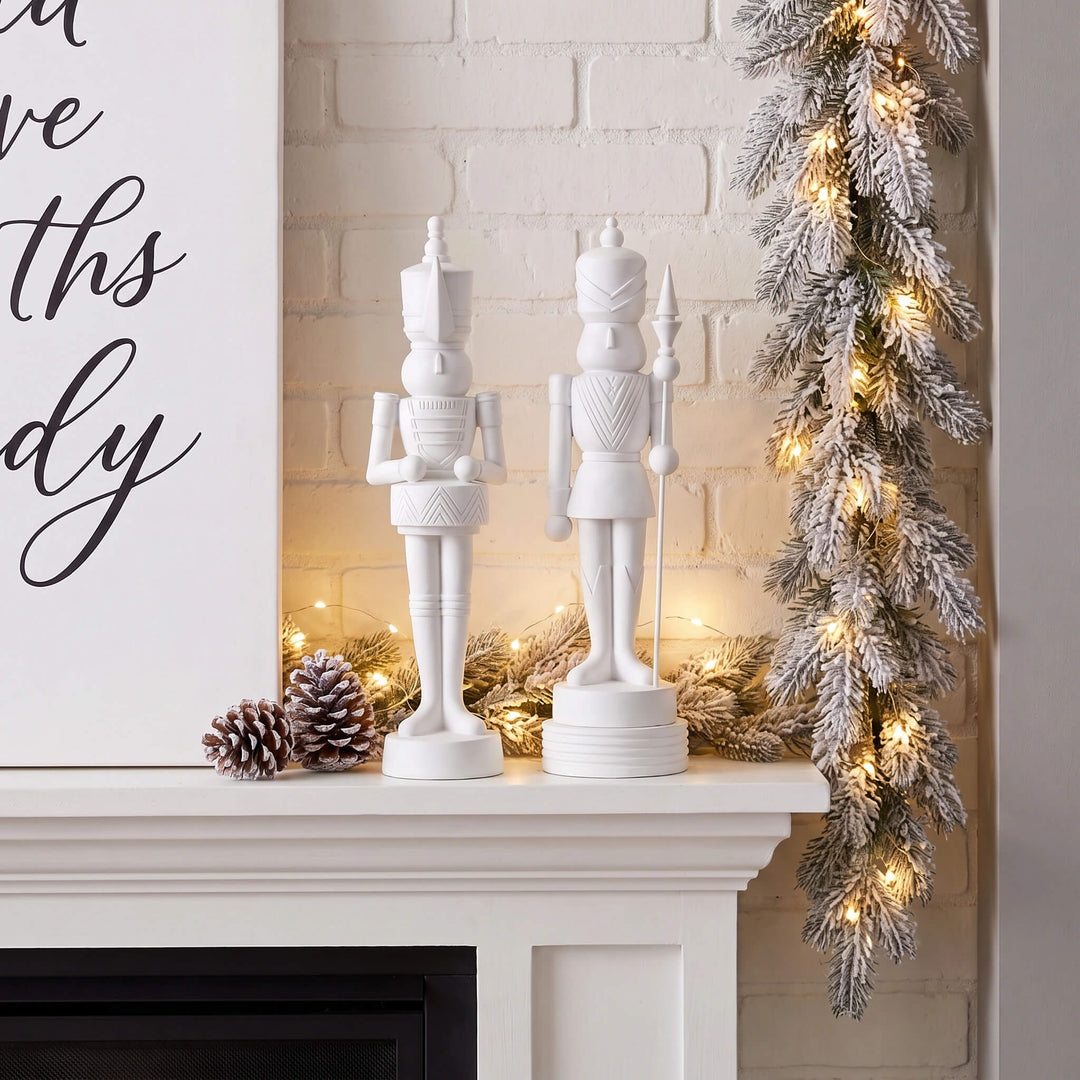 NUTCRACKER WITH DRUM TABLE DECORATION  |  38CM  |  WHITE RESIN