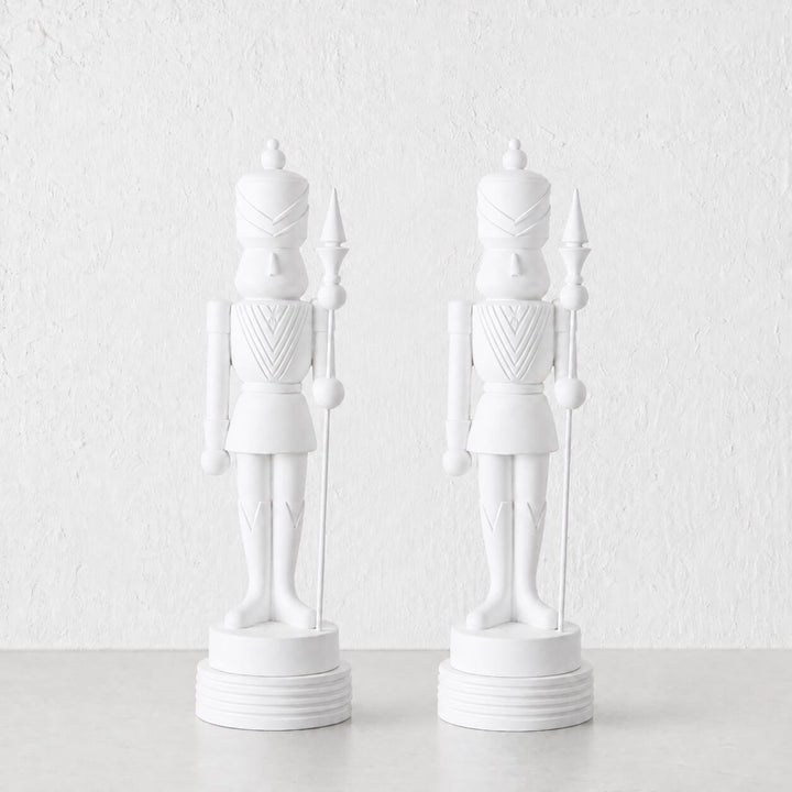 NUTCRACKER WITH STAFF TABLE DECORATION  |  38CM  |  WHITE