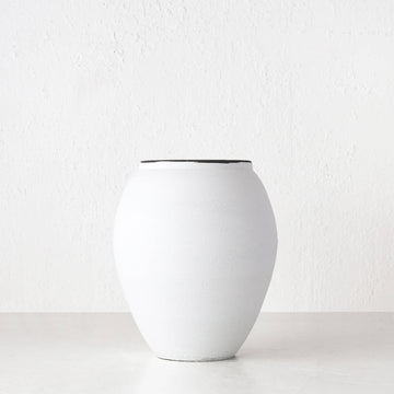 LIVING BY DESIGN EXCLUSIVE  |  OSTROV CERAMIC VASE  |  LARGE  |  NATURAL WHITE CERAMIC + CHARCOAL RIM