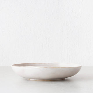 OTTAWA STONEWARE SHALLOW SERVING BOWL  |  28CM  |  OFF WHITE