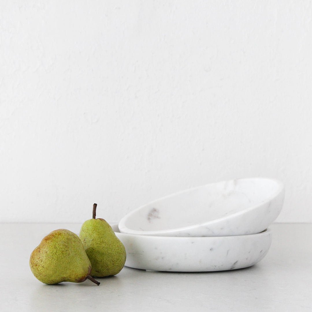 OTIS SERVING BOWL  |  WHITE MARBLE